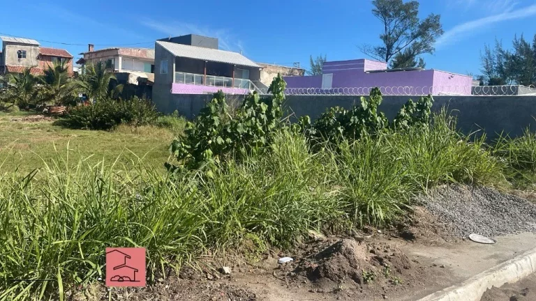 Imagem Terreno à Venda em Itaipuaçu, Localização Privilegiada a 1 Quadra da Praia!