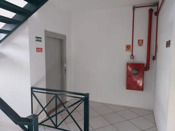 Imagem Salão Comercial para Locação na Vila Martha, Sorocaba-SP: 3 Salas, 6 Banheiros, 20 Vagas, 1.935,09m² de Área. Imperdível!