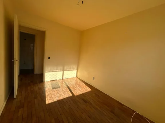 Imagem Apartamento à venda em Porto Alegre, Menino Deus, com 2 quartos, 62m2