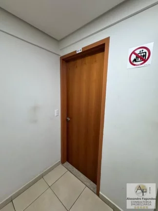 Imagem Apartamento para Venda em Goiânia, VILA ROSA, 3 dormitórios, 1 suíte, 2 banheiros, 2 vagas
