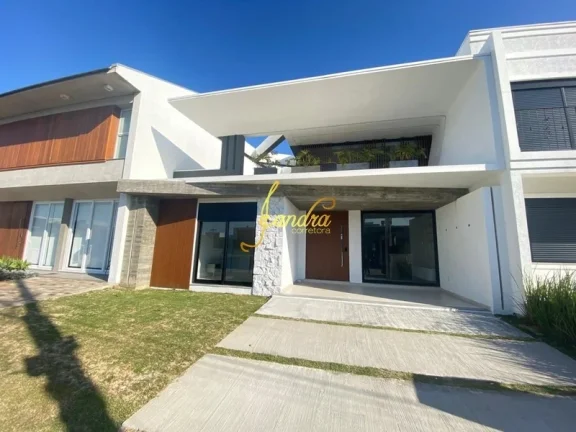 Imagem Casa térrea com 04 suítes, 155m² de área construída com mobília fixa