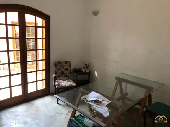 Imagem Casa Comercial para locação na Rua Itália em Jundiaí/SP