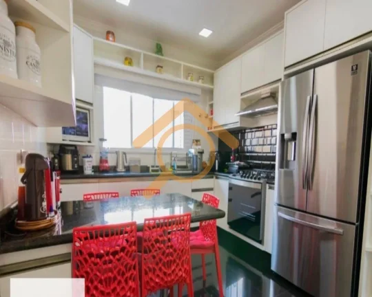 Imagem Casa à venda em São Paulo-SP, no Jardim Marajoara, com 3 quartos, 3 suítes, 2 salas, 5 banheiros, 3 vagas de garagem, 236m².