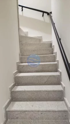 Imagem Casa triplex em village a venda em Santos no Boqueirão