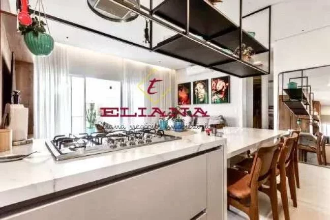 Imagem Cobertura à venda em São Paulo, Vila Olímpia, com 2 quartos, 148m²