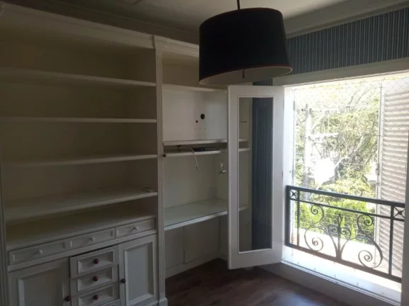 Imagem Casa de Condomínio com 4 Quartos para alugar, 475m² -Jd Leonor