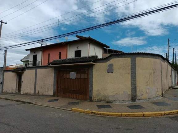 Imagem Sobrado com 3 dormitórios à venda, 159 m² por R$ 649.000,00 - Vila Nova Cintra - Mogi das Cruzes/SP