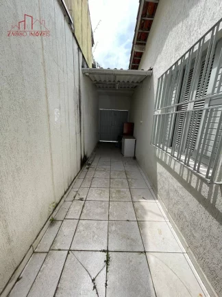 Imagem Casa Térrea - 5 Dorms - 260m².