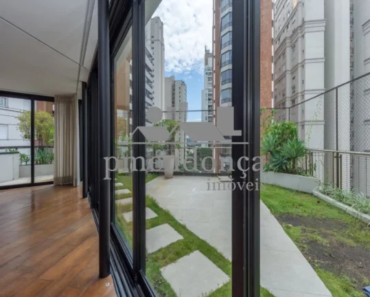Imagem Linda Cobertura Duplex com 215 m2 na Vila Madalena!