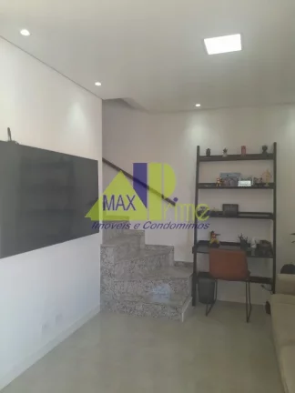 Imagem SOBRADO EM CONDOMÍNIO FECHADO/02 DORMITÓRIOS/QUINTAL/01 VAGA COBERTA E LIVRE