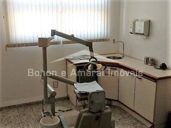 Imagem Sala no Clínica Médica São Carlos, 1 sala com 2 consultórios à venda, Centro - Campinas/SP