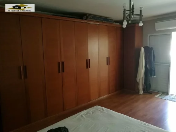 Imagem Sobrado Padrão para Venda em Vila Deodoro São Paulo-SP