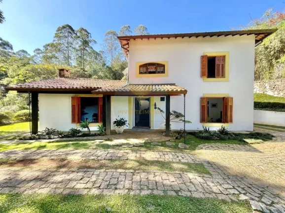 Imagem Casa em Condomínio a Venda no bairro Granja Viana - Embu das Artes, SP