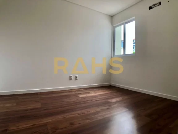 Imagem Quer morar em um Home Clube com portaria 24 horas a poucos minutos do centro e com um preço acessí...