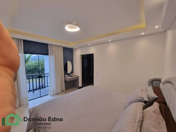 Imagem Casa cond. campos do Conde Brag paulist, 3 dor. e 4 wc, Ac 234 m² At 464m²