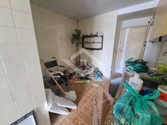 Imagem Apartamento de 3 Quartos para Venda em Copacabana com 100 m²