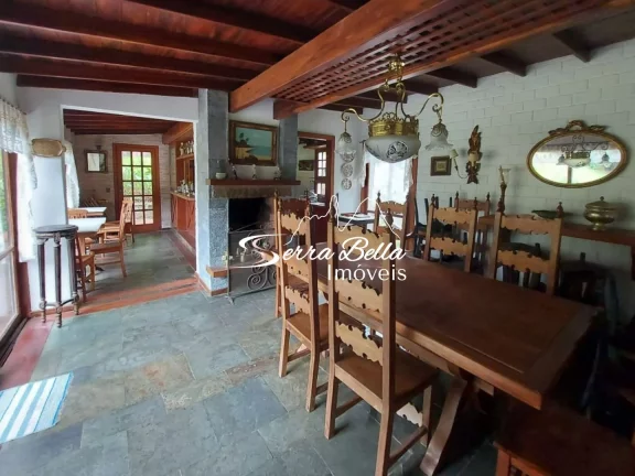 Imagem Casa com 3 dormitórios à venda, 200 m² por R$ 1.290.000,00 - Parque do Ingá - Teresópolis/RJ