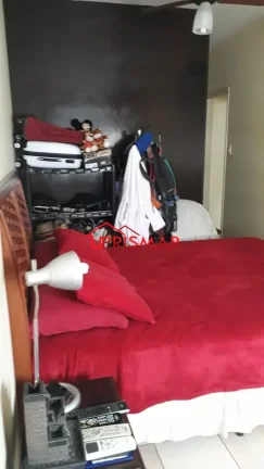 Imagem 2 dormitórios dependencia empregada 1 vaga Campo Grande