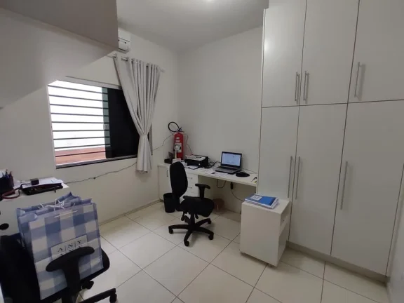 Imagem Linda Casa De 3/4 Com Suite Completa Em Armarios No Oriente Ville
