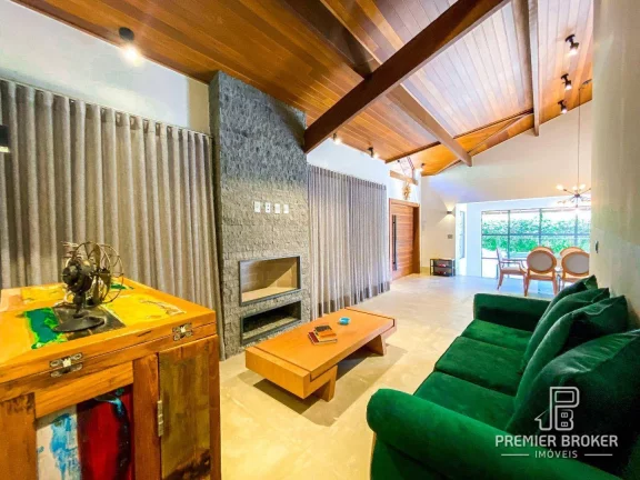 Casa à venda, 260 m² por R$ 3.300.000,00 - Comary - Teresópolis/RJ