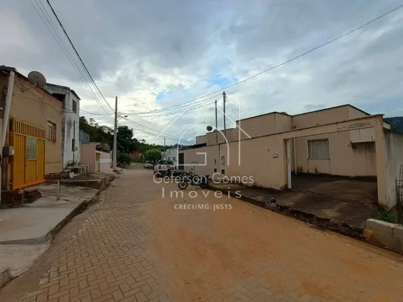 Imagem Casa à venda - Treze de Junho - Mantena - MG