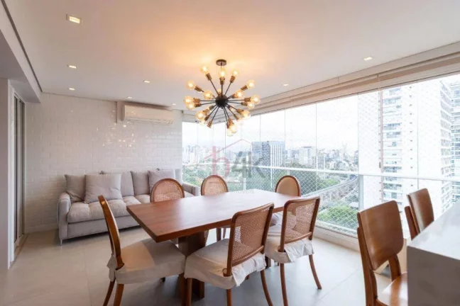 Imagem Apartamento 138m² no Brooklin Novo | 3 Suítes a 200m do Metrô | Ideal Brooklin