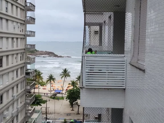 Imagem PITANGUEIRAS – CALÇADÃO COM MARAVILHOSA VISTA AO MAR, AMPLO APARTAMENTO COM 100 M² ÚTEIS, 01 VAGA DE GARAGEM NO PRÉDIO, LOCALIZAÇÃO PRIVILEGIADA.