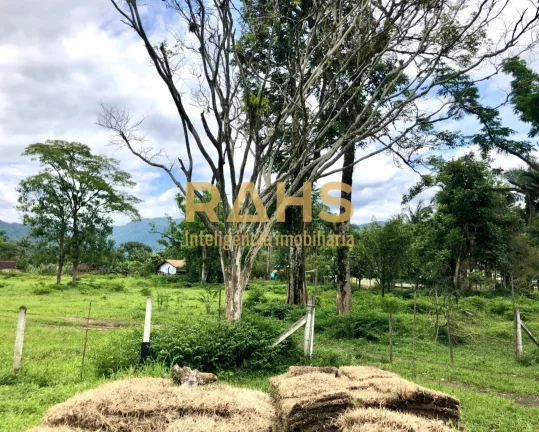 Imagem Excelente área as margens da BR 101 em Pirabeiraba, com 171.016,50m² de área total, com 119m de f...