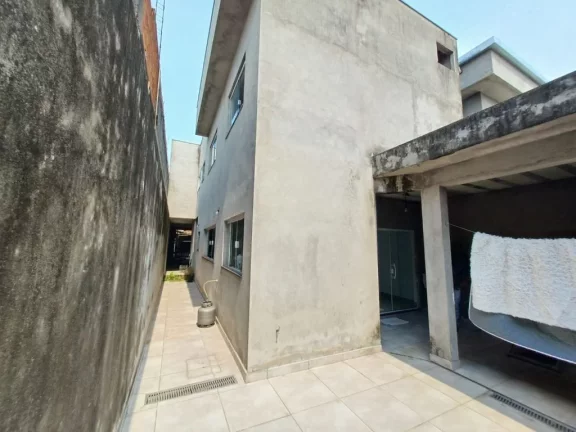Imagem Sobrado com 3 dormitórios à venda, 200 m² por R$ 780.000,00 - Jardim Quaresmeira - Suzano/SP