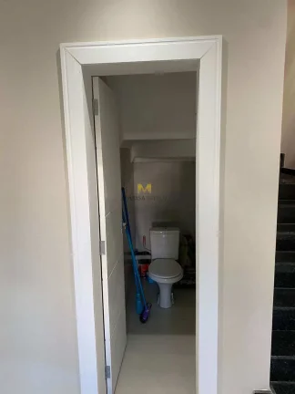 Imagem Maravilhosa Casa Triplex à venda com 3 quartos 1 suíte , Espaço Gourmet, 210m2 ,3 quadras do Centro de Piraquara,Bairro Araçatuba