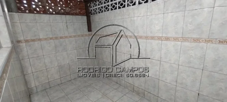Imagem Sobrado Aconchegante à Venda na Vila Mirim, Praia Grande - 2 Quartos