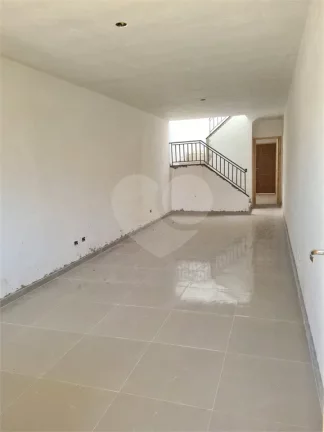Imagem Sobrado à venda com 3 quartos, sendo 1 suíte, em Butantã, São Paulo - SP