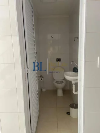 Imagem Sobrado À Venda Com 170M² -3 Quartos - 4 Vagas!!Na Agua Rasa!