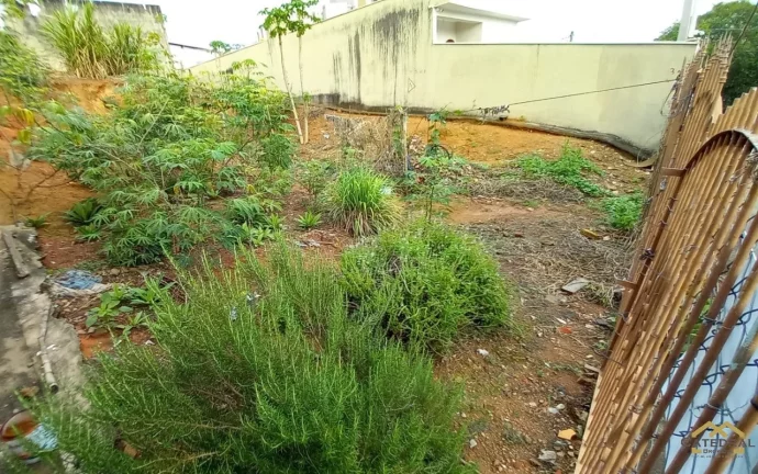 Imagem Terreno à Venda com 300m² - Jardim do Lago - Jundiaí/SP