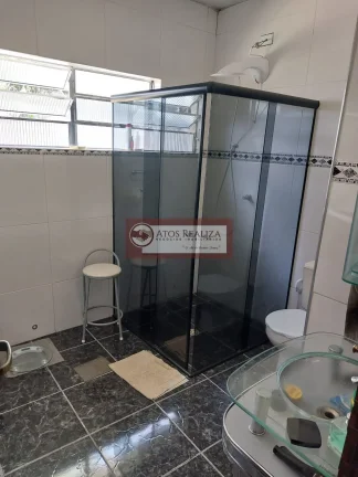 Imagem Vendo SUPER Oportunidades em condomínio clube em São Bernardo do Campo. Casa com uma área útil de 420m2, terreno de 1500m2, São 3 Dormitorios, sendo 1 Suíte, casa em condômino fechado, com clube dentro do Condomínio, Restaurante para os Sócios, um super i