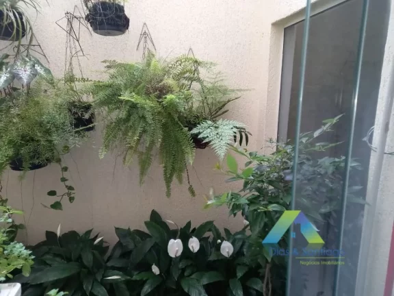 Imagem Casa com 3 dormitórios à venda, 174 m² por R$ 979.900,00 - Vila Gumercindo - São Paulo/SP