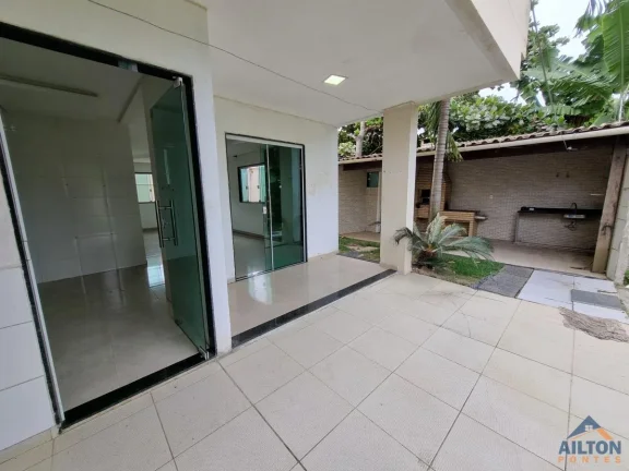 Imagem Casa Duplex com 3 Suítes à Venda na Praia do Morro Guarapari-ES