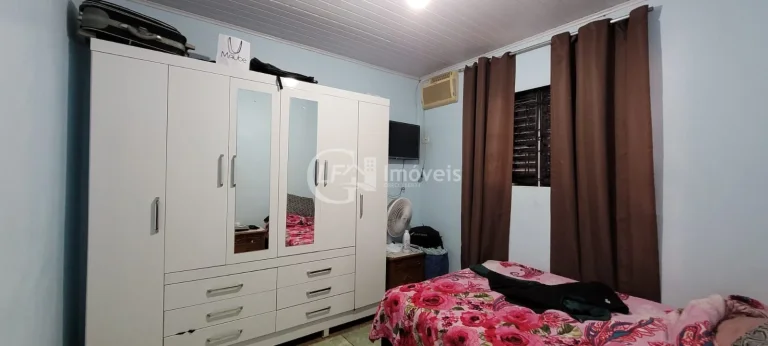 Imagem Imóvel à venda em Campo Grande-MS: Casa com 3 quartos, 2 salas, 2 banheiros e 3 vagas na Coronel Antonino!