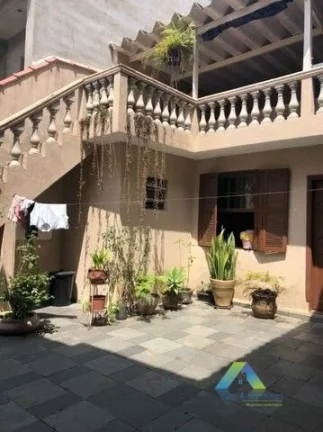 Imagem Santo André Sobrado amplo, 4 dormitórios, edícula, espaço gourmet, 2 vagas.