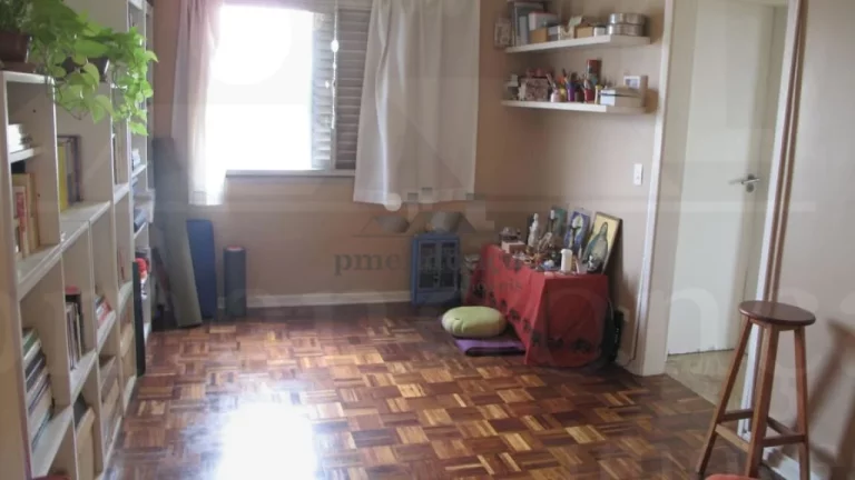 Imagem Apartamento à venda na Vila Madalena com 4 quartos (1 suíte ) e 2 vagas, 201m2
