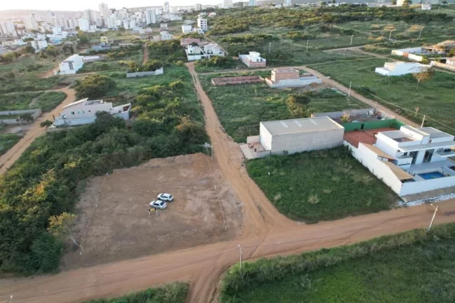Imagem TERRENO RESIDENCIAL em VITÓRIA DA CONQUISTA - BA, CANDEIAS