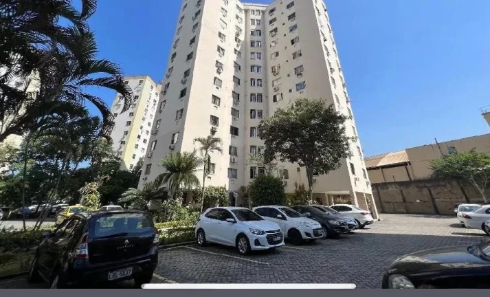 Imagem Apartamento para Venda, Freguesia, 3 dormitórios, 1 banheiro, 1 vaga