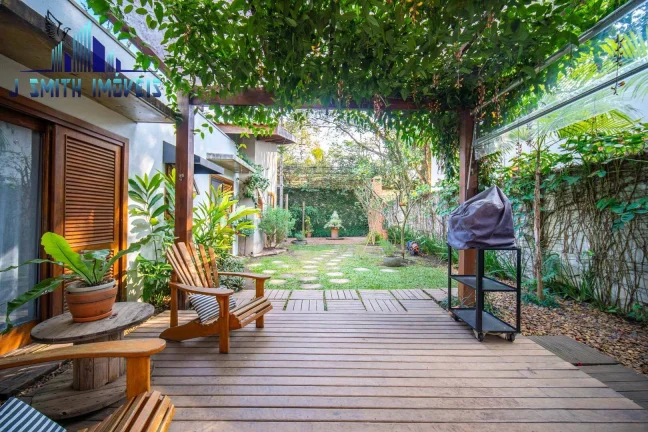 Imagem Casa com 2 dormitórios, sendo 1 suíte à venda - Granja Viana - Fazendinha