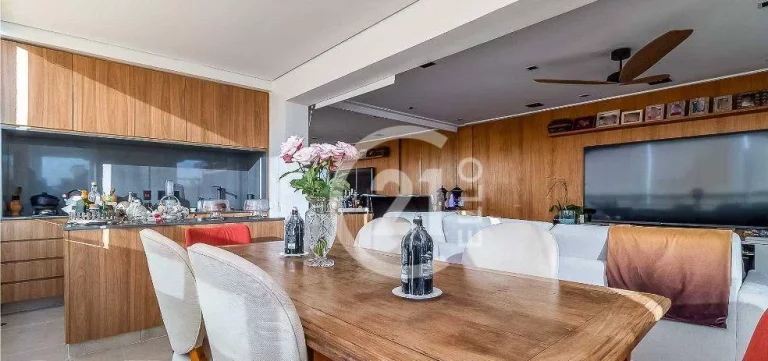 Imagem Charmosa cobertura no Itaim - 244m²