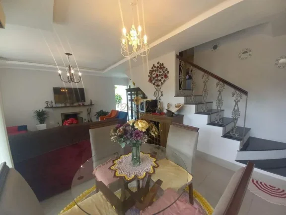 Imagem Casa em Condomínio para Venda em Teresópolis / RJ no bairro Vargem Grande