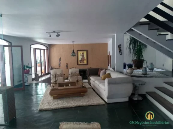 Imagem Casa com 5 suítes amplas, em Vila Fechada segurança 24h