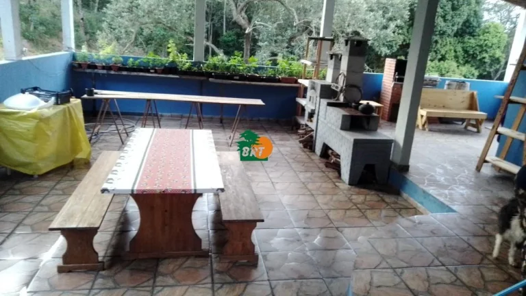 Imagem Sítio para Venda em São Roque, Sorocamirim (canguera), 2 dormitórios, 1 suíte, 3 banheiros, 2 vagas