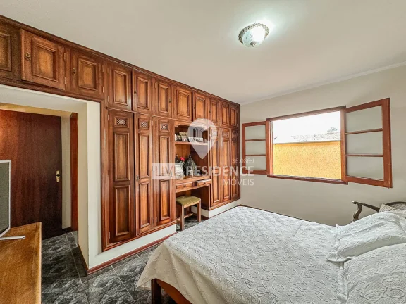 Imagem Casa Completa com Espaço Gourmet e Piscina - Live Residence Imóveis