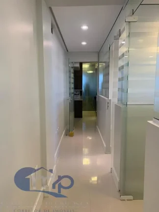 Imagem Sala comercial á venda com 49,10m² no centro de Torres/RS