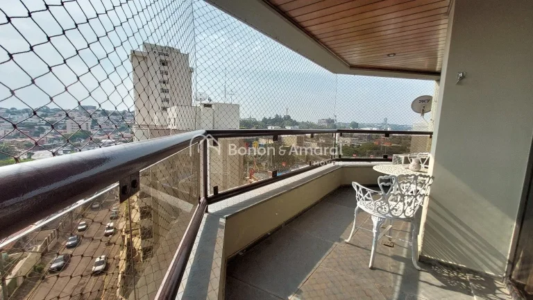 Imagem Um imÃ³vel maravilhoso, de alto padrÃ£o e muito bom gosto, com amplos 153m2, elevador privativo, trÃ...